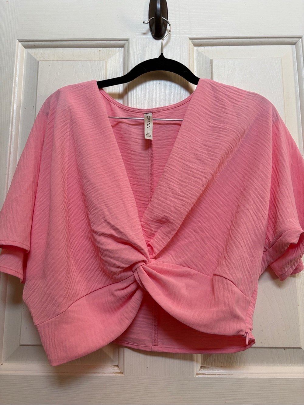 Twist-Knot V-Neck Crop Top in Pink